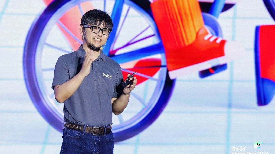 Rokid推出全球首款智能眼镜AIOS，祝铭明想要引领行业迈入「iPhone时代」